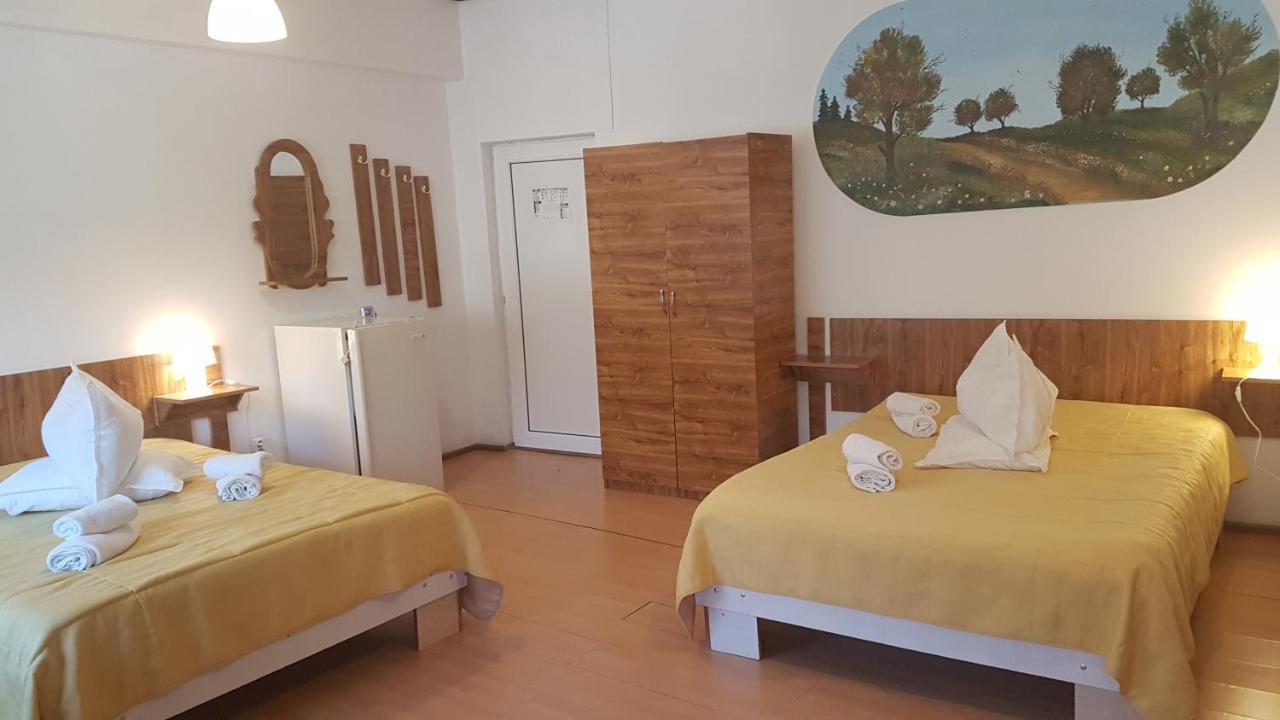 Pensiunea Casa Noastra Hotel Sinaia Ngoại thất bức ảnh